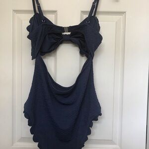 1-Piece flirty Swimsuit, Size 16, Navy